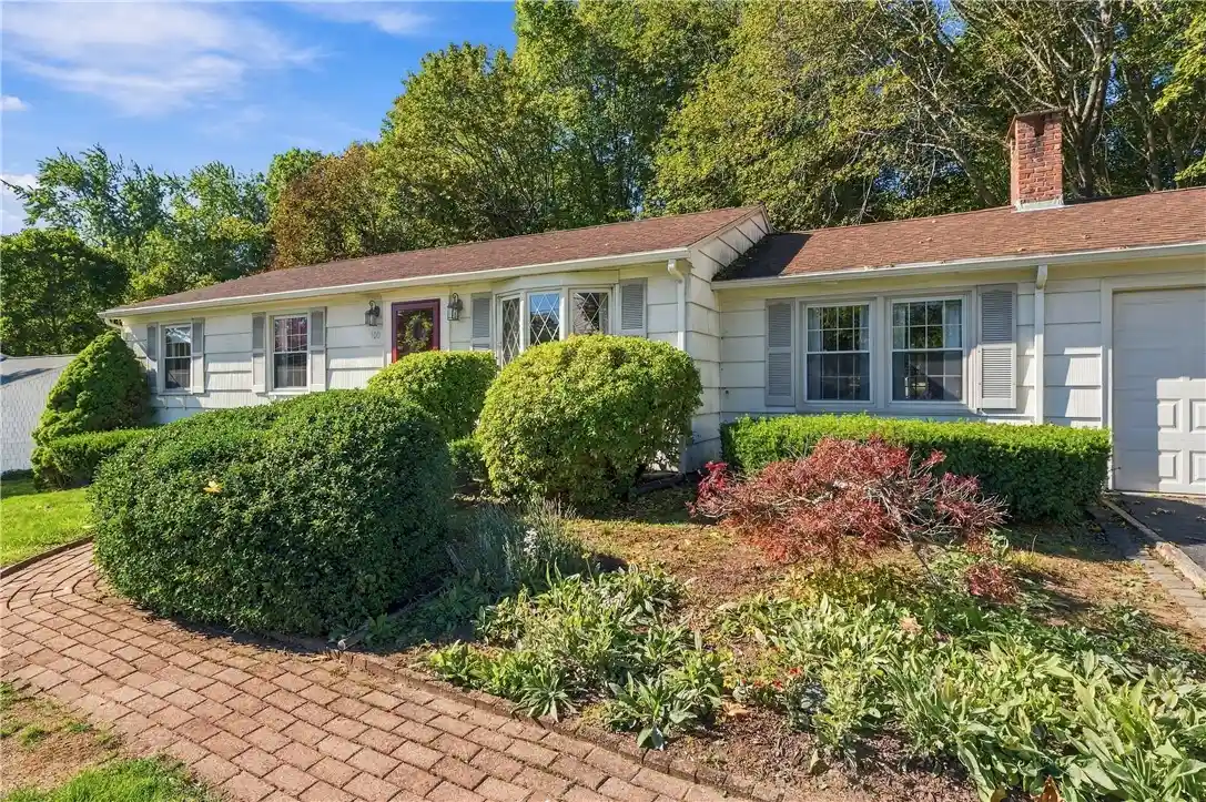 Single family home for sale at 100 Sleepy Holw Dr, Cumberland, RI 02864 | MLS# 1427467