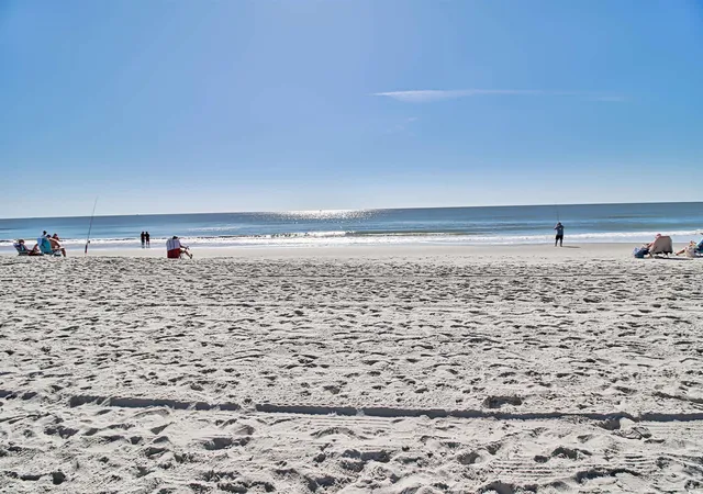 Homes for sale in North Myrtle Beach, SC | 4515 S Ocean Blvd, North Myrtle Beach, SC 29582 | Houzeo