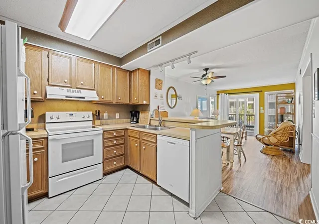 2nd image of 9570 Shore Dr #211, Myrtle Beach, SC 29572 | MLS# 2501108