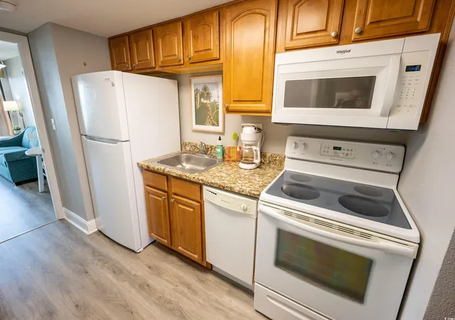 Photo 4 of Condo for sale at 2106 N Ocean Blvd #712, Myrtle Beach, SC 29577 | MLS# 2504216 | Listing updated on 2026-07-22