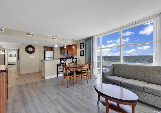 5th image of 201 South Ocean Blvd #1604, Myrtle Beach, SC 29577 | MLS# 2507052