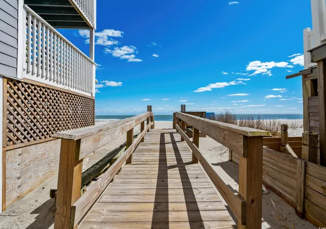 Homes for sale in Murrells Inlet, SC | 625 Waccamaw Dr, Murrells Inlet, SC 29576 | Houzeo