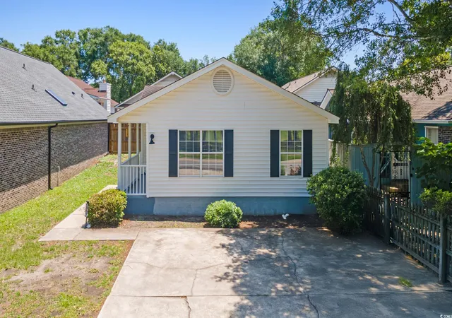 Photo 1 of Sale Pending at 10071 Kings Rd, Myrtle Beach, SC 29572 | MLS# 2514563 | Listing updated on 2026-06-05