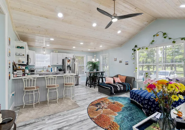 Photo 3 of Sale Pending at 10071 Kings Rd, Myrtle Beach, SC 29572 | MLS# 2514563 | Listing updated on 2026-06-05