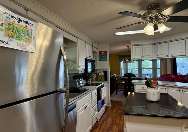 Photo 2 of Sale Pending at 371 Meadowlark Dr, Myrtle Beach, SC 29575 | MLS# 2514729 | Listing updated on 2026-08-05