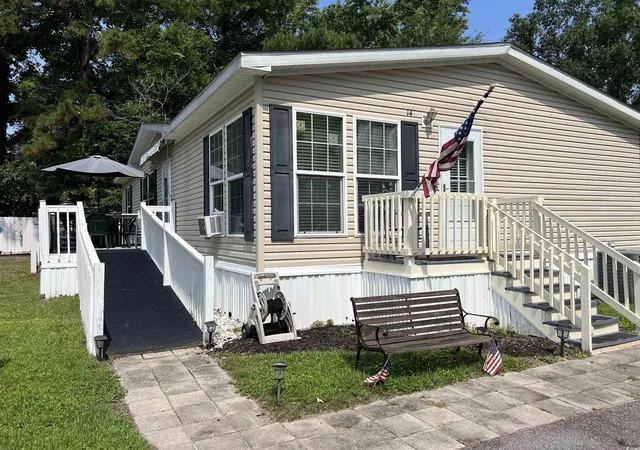 Photo 1 of Manufactured home for sale at 14 Shamrock Circle, Murrells Inlet, SC 29576 | MLS# 2515755 | Listing updated on 2026-08-01