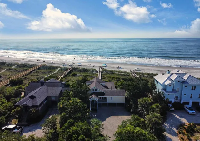 Photo 4 of Single family home for sale at 206 Atlantic Ave, Pawleys Island, SC 29585 | MLS# 2516481 | Listing updated on 2026-06-30