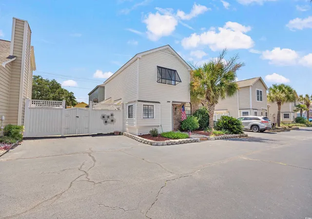 2nd image of 1004 Edge Dr, North Myrtle Beach, SC 29582 | MLS# 2517206