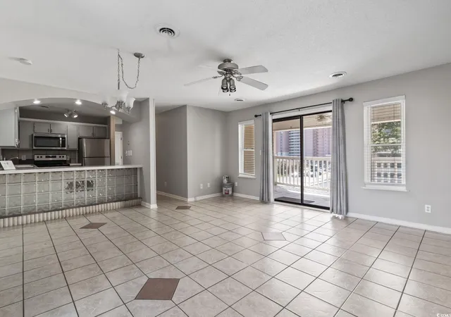 4th image of 407 28Th Ave S #C-2, North Myrtle Beach, SC 29582 | MLS# 2517287