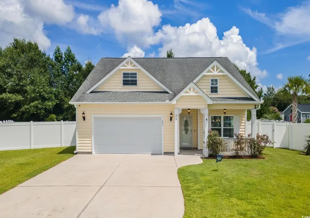 Photo 1 of Single family home for sale at 221 Maple Oak Dr, Conway, SC 29526 | MLS# 2517489 | Listing updated on 2026-09-30