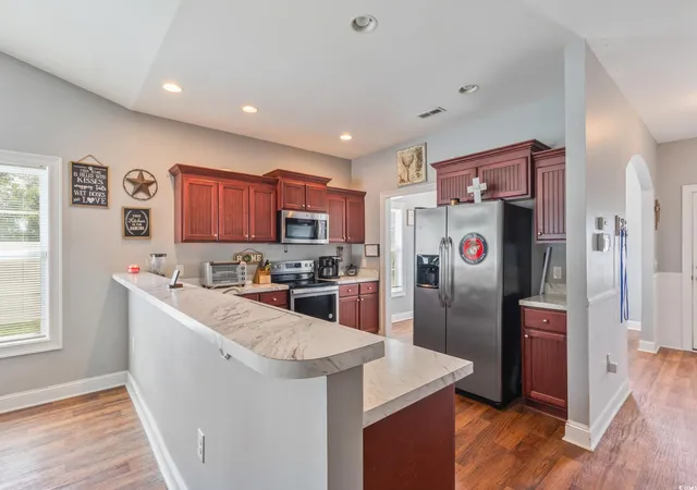 Photo 3 of Single family home for sale at 221 Maple Oak Dr, Conway, SC 29526 | MLS# 2517489 | Listing updated on 2026-09-30