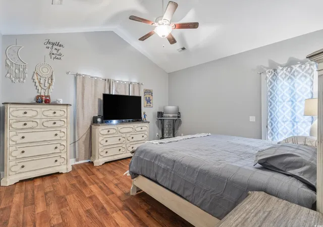 Photo 4 of Single family home for sale at 221 Maple Oak Dr, Conway, SC 29526 | MLS# 2517489 | Listing updated on 2026-09-30