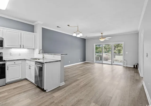 Listing Photo 4 - Condo for sale in building located at 111 Greenside Villas Dr, Little River, SC 29566 - Unit #A9