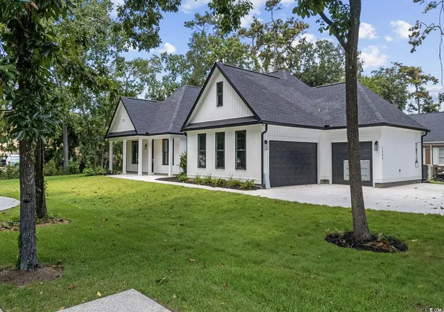 Photo 3 of Single family home for sale at 4806 N Kings Hwy, Myrtle Beach, SC 29577 | MLS# 2518881 | Listing updated on 2026-07-16