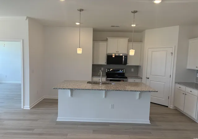 Photo 4 of Single family home for sale at 705 Bramble Way, Conway, SC 29527 | MLS# 2521167 | Listing updated on 2026-08-27