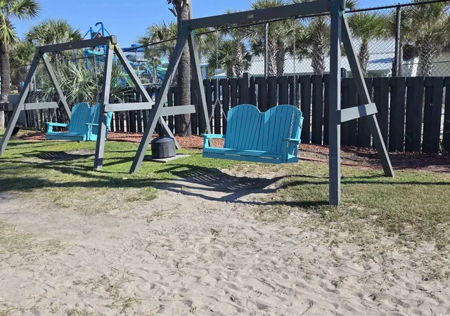 Homes for sale in Myrtle Beach, SC | 5905 Highway 17, Myrtle Beach, SC 29575 | Houzeo