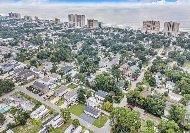 Photo 4 of House for sale at 1911 Madison Dr, North Myrtle Beach, SC 29582 | MLS# 2521903 | Listing updated on 2026-08-17