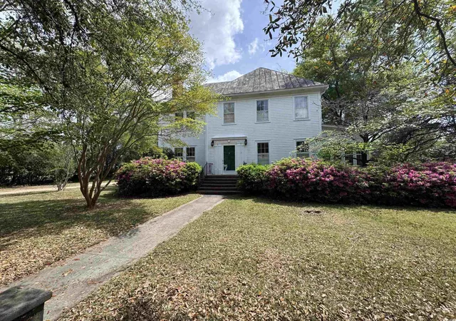 Single family home for sale at 5 S Rosemary Ave, Andrews, SC 29510 | MLS# 2522487