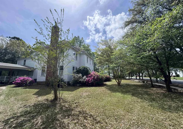 Photo 3 of Single family home for sale at 5 S Rosemary Ave, Andrews, SC 29510 | MLS# 2522487 | Listing updated on 2026-09-01