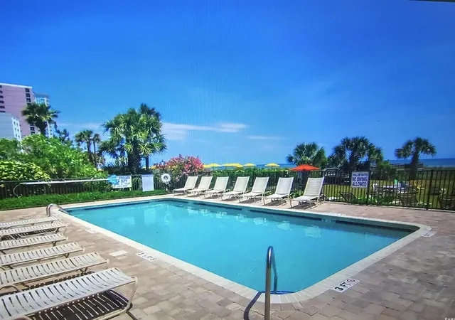 Listing Photo 5 - Condo for sale in building located at 2310 Ocean Blvd N, Myrtle Beach, SC 29577 - Unit #908