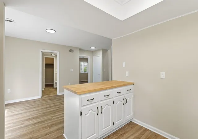 Photo 4 of Single family home for sale at 701 11th Avenue S, North Myrtle Beach, SC 29582 | MLS# 2524503 | Listing updated on 2026-08-26
