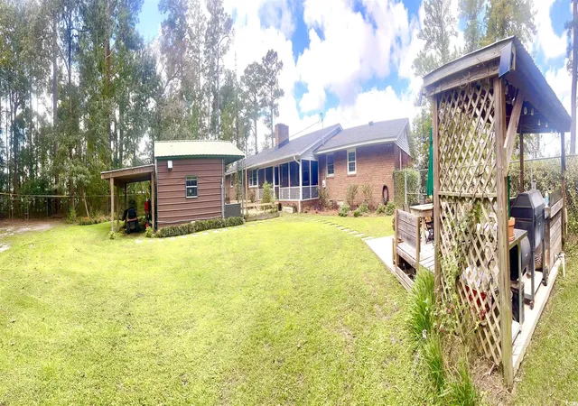 Photo 5 of Single family home for sale at 6426 Hwy 90, Conway, SC 29526 | MLS# 2524638 | Listing updated on 2025-10-28