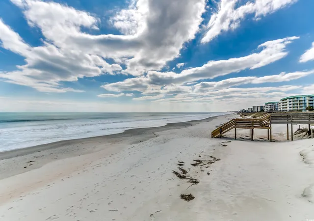 Listing Photo 2 - Condo for sale in building located at 601 Retreat Bch Cir, Pawleys Island, SC 29585 - Unit #423