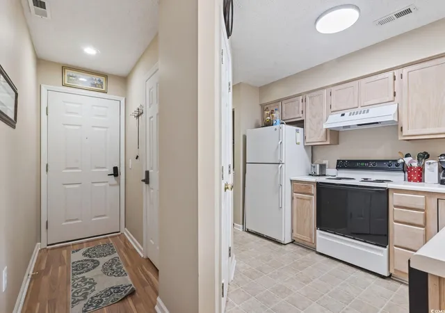 5th image of 553 White River Dr, Myrtle Beach, SC 29579