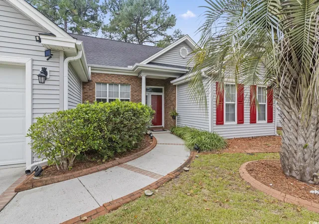 Photo 2 of Single family home for sale at 206 Glenwood Dr, Conway, SC 29526 | MLS# 2526224 | Listing updated on 2026-03-01