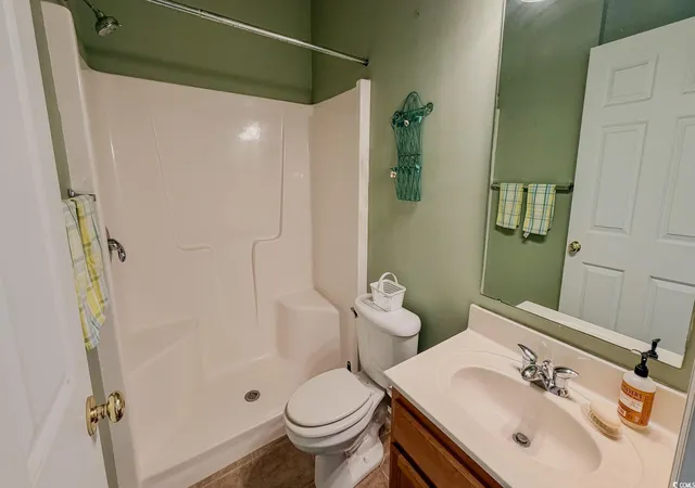 Listing Photo 5 - Condo for sale in building located at 5858 Longwood Dr, Murrells Inlet, SC 29576 - Unit #201