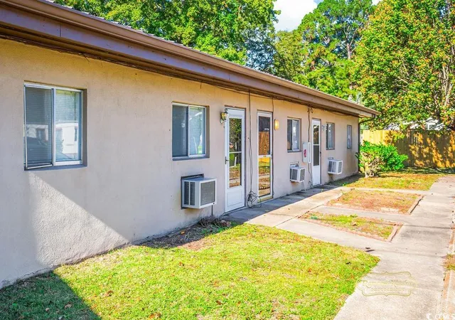 Listing Photo 4 - Condo for sale in building located at 831 Bay St, Myrtle Beach, SC 29577