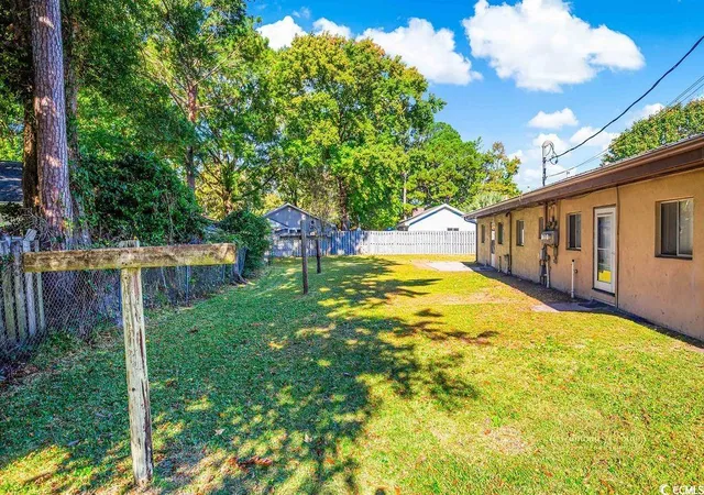 Listing Photo 5 - Condo for sale in building located at 831 Bay St, Myrtle Beach, SC 29577