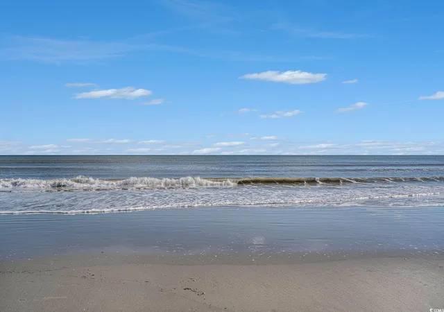 2nd image of 941 S Ocean Blvd, North Myrtle Beach, SC 29582