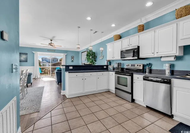 5th image of 124 B Vista Dr, Murrells Inlet, SC 29576 | MLS# 2527080