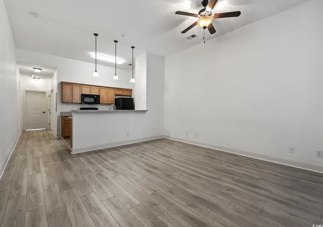5th image of 118 Ella Kinley Circle #404, Myrtle Beach, SC 29588 | MLS# 2527484
