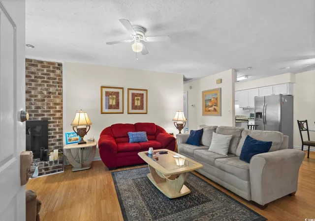 Listing Photo 1 - Condo for sale in building located at 406 75Th Ave N, Myrtle Beach, SC 29572 - Unit #Q
