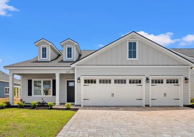 Photo 1 of Single family home for sale at 1505 Crooked Hook Rd, North Myrtle Beach, SC 29582 | MLS# 2528062 | Listing updated on 2026-08-25