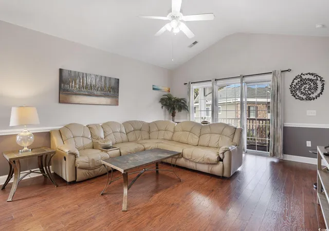 5th image of 4878 Dahlia Ct #301, Myrtle Beach, SC 29577 | MLS# 2528670