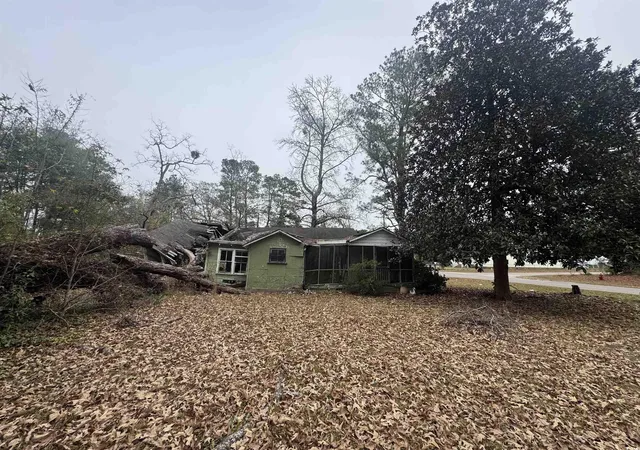 Homes for sale in Johnsonville, SC | 153 E Pine St, Johnsonville, SC 29555 | MLS# 2528711