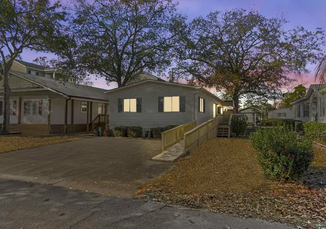 Photo 1 of Manufactured home for sale at 6001 S   Mh 197 Kings Hwy, Myrtle Beach, SC 29575 | MLS# 2528964 | Listing updated on 2026-08-20