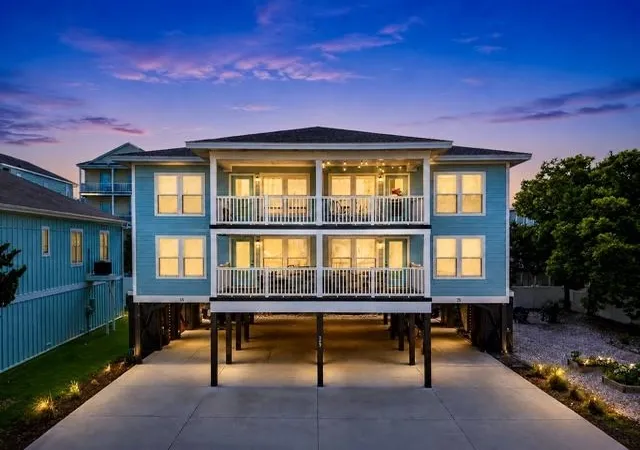 2nd image of 209 29th Ave N, North Myrtle Beach, SC 29582 | MLS# 2529005