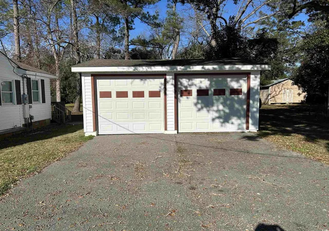 Homes for sale in Hemingway, SC | 404 E Andrews St, Hemingway, SC 29554 | MLS# 2529251