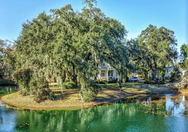 2nd image of 563 Chandler Ave, Murrells Inlet, SC 29576 | MLS# 2529496