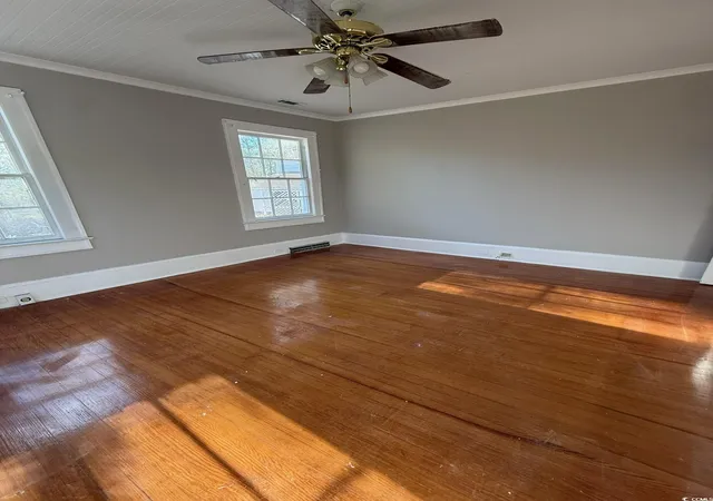 Photo 3 of Single family home for sale at 305 E Bamberg St, Latta, SC 29565 | MLS# 2529707 | Listing updated on 2026-08-03