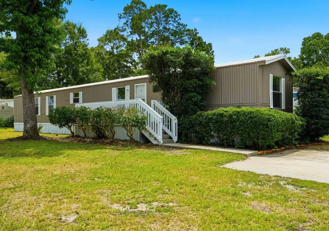Photo 1 of Manufactured home for sale at 2732 Cirus Dr, Myrtle Beach, SC 29575 | MLS# 2530044 | Listing updated on 2026-09-27