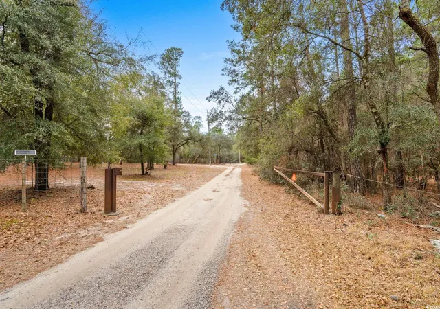 Homes for sale in Galivants Ferry, SC | 108 Dero Ln, Galivants Ferry, SC 29544 | MLS# 2530152