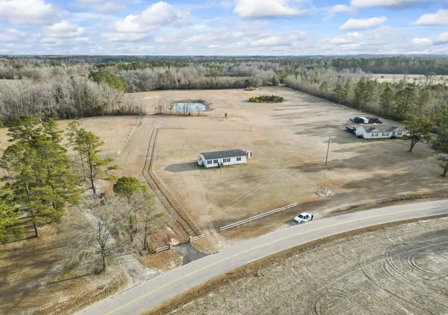 Homes for sale in Nichols, SC | 6608 Black Creek Rd, Nichols, SC 29581 | MLS# 2600092