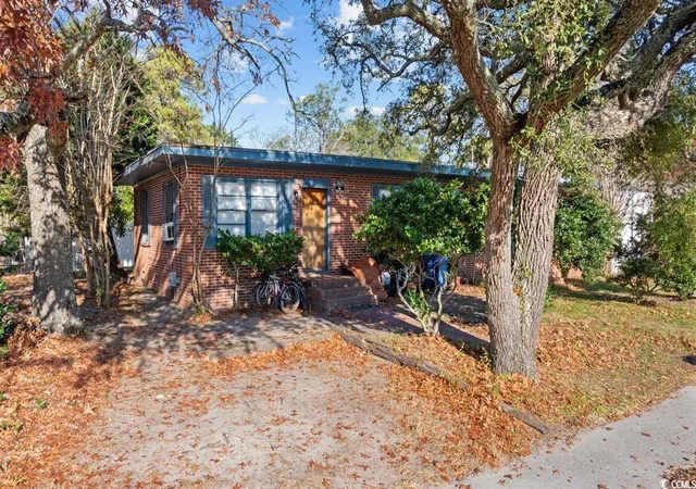 Homes for sale in Myrtle Beach, SC | 501 N Oak St, Myrtle Beach, SC 29577 | MLS# 2600305