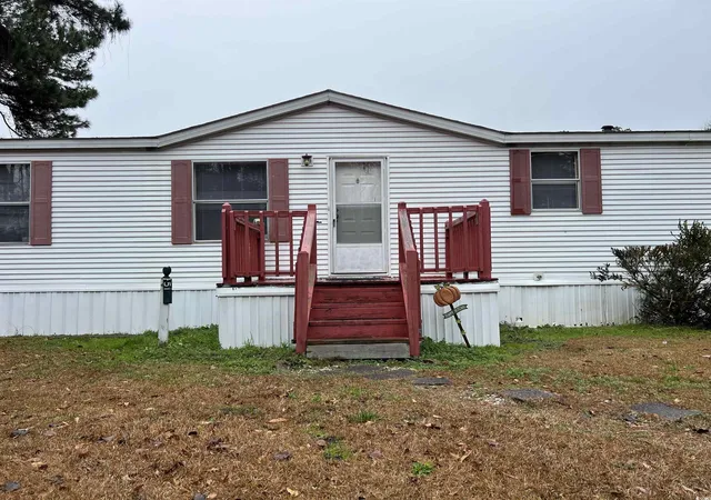 Photo 2 of Manufactured home for sale at 451 Sutton Dr, Myrtle Beach, SC 29588 | MLS# 2600519 | Listing updated on 2026-09-01