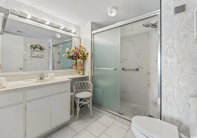 3rd image of 6108 N Ocean Blvd, North Myrtle Beach, SC 29582